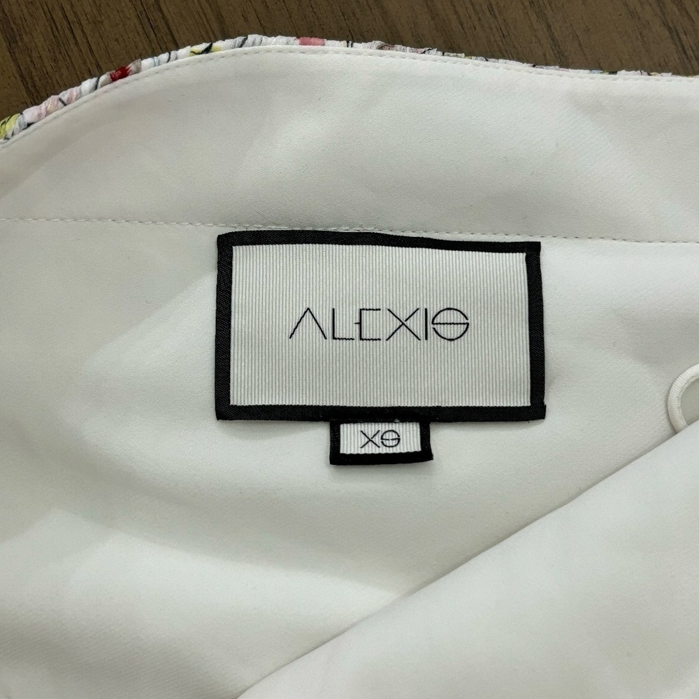 Alexis One Shoulder Floral Pleated Mini Dress Cream White XS Asymmetrical Ruffle - Picture 7 of 8